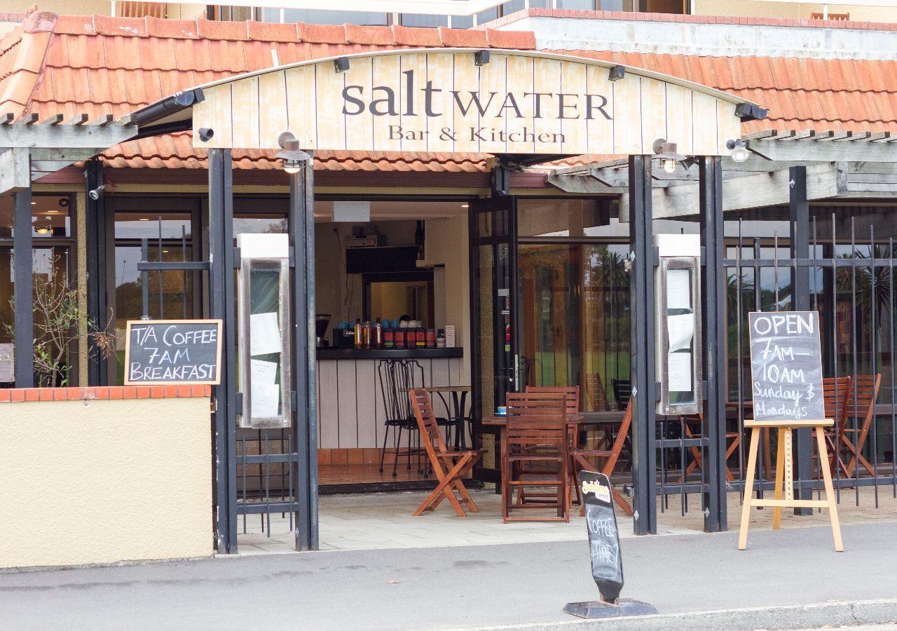 The Beachcomber Hotel Nelson Eksteriør billede