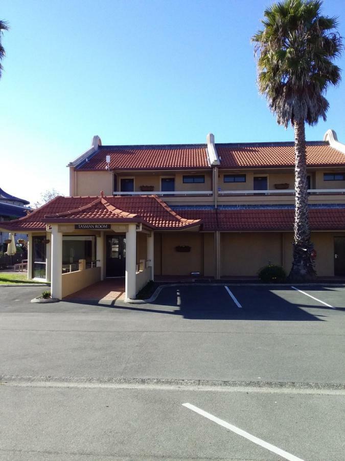 The Beachcomber Hotel Nelson Eksteriør billede